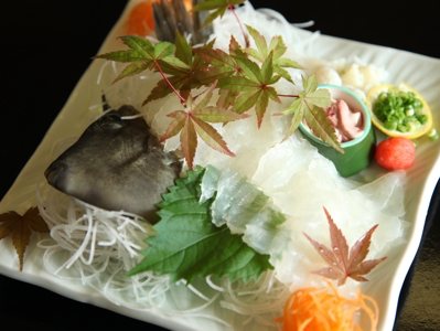 Sugata Zukuri (Sashimi arranged in the original shape of a filefish)