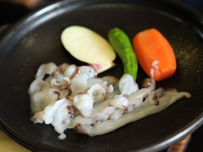 Jidako no Toban-Yaki (Octopus Grilled in a Ceramic Pan)